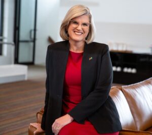 Vanderlelie Comes Home to Griffith’s Big Chair cover