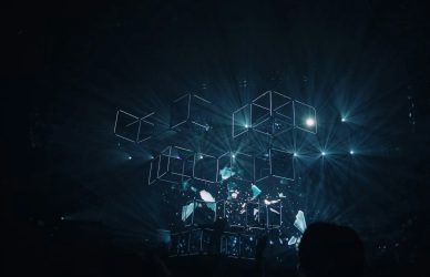 geometric shape digital wallpaper